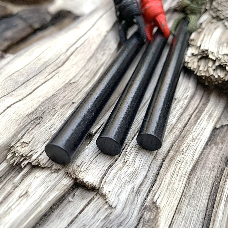 ชุดอุปกรณ์เอาตัวรอด 3-in-1 ของ - Magnesium Fire Starter บทวิจารณ์และราคา